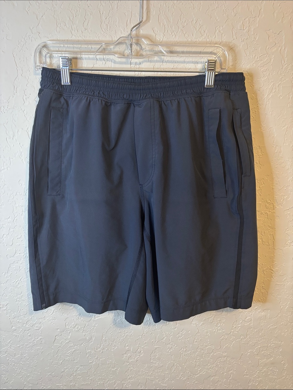 Lululemon Pace Breaker short 9” Lined